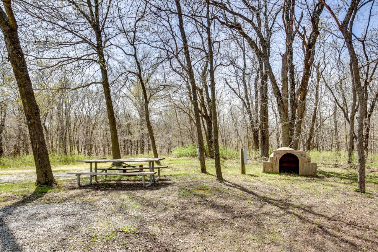 Cameron Nature Retreat Hike, Bike And More! 외부 사진